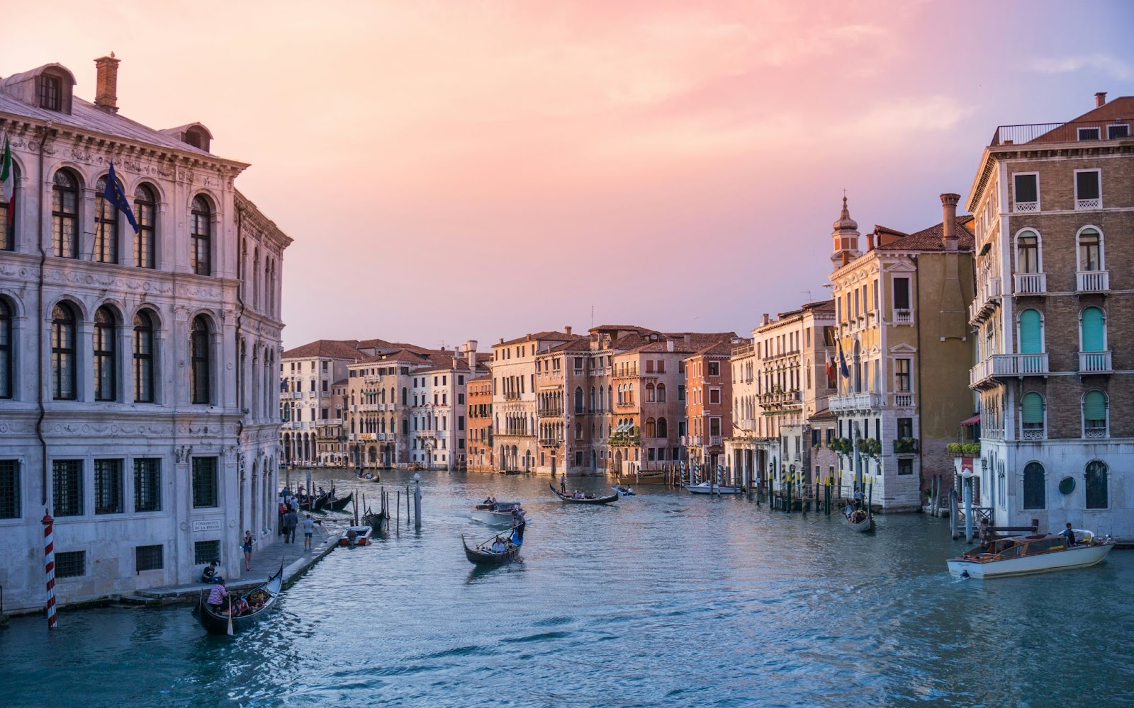  Sunset in Venice
